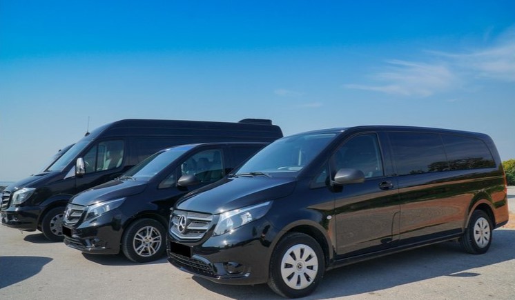 Group Transport – Minivan/Minibus
